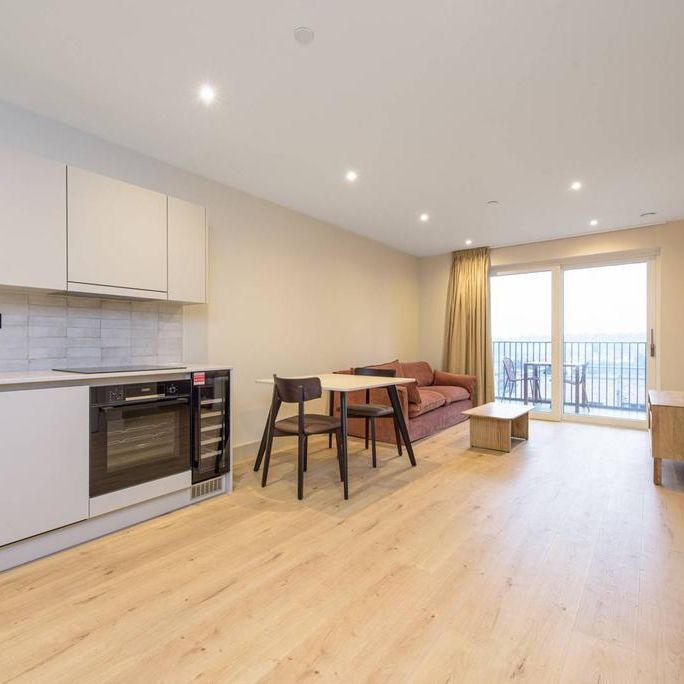Studio to rent - Photo 1