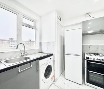 2 Bed Flat, Walden House, SW11 - Photo 3