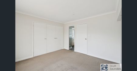 Spacious Villa in Amazing Location - Photo 5