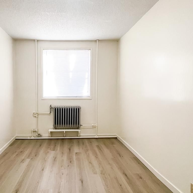 Apartment for rent in Regina - Photo 1