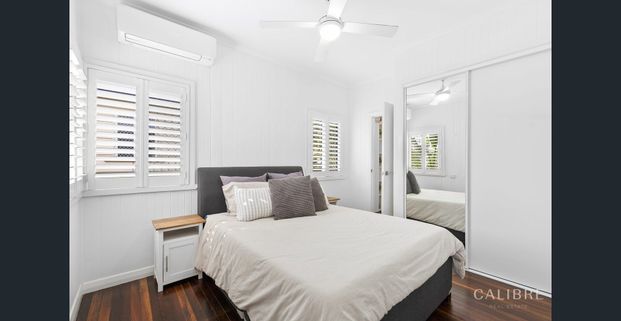 Beautifully renovated post war home - Photo 1