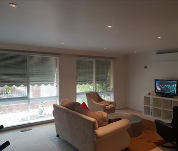 Hampton East - Photo 2