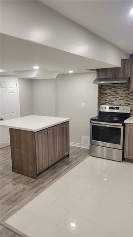 For Lease - 10 Templeton Court Unit# Bsmt, Brampton, Ontario - Photo 2