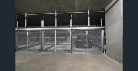 Lavish Apartment at Victoria Square! - Photo 5