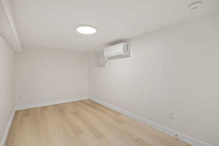 For Lease - 451 Lansdowne Avenue Unit# Basement Front Unit, Toronto, Ontario - Photo 5