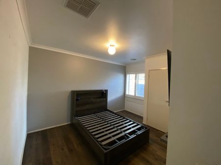 Caroline Springs - Photo 3