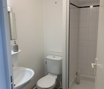 STUDIO - QUARTIER FACULTES PETIT-PORT - SURFACE 21,82 M² - Photo 3