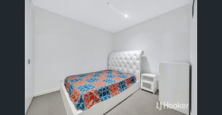 Exquisite Urban Living at Swanston Square - 2-Bedroom Apartment for Rent! - Photo 5