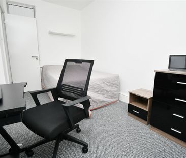 1 bed house share to rent in Albert Street, Burnley, BB11 - Photo 1