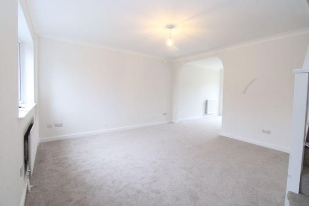 3 bedroom detached house to rent - Photo 1