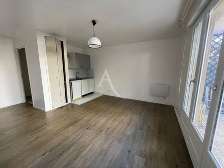 Location Appartement 1 pièce 29m² - Photo 2