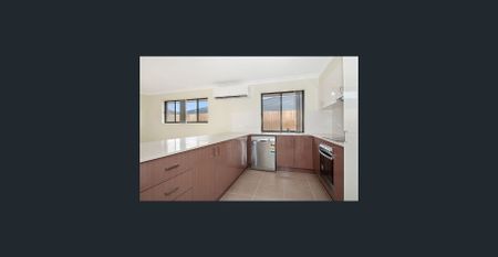 4 Bedroom House available in Pimpama - Photo 5