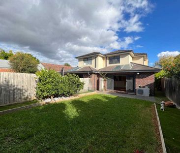 7A Fraser Street, Bentleigh East VIC 3165 - Photo 2