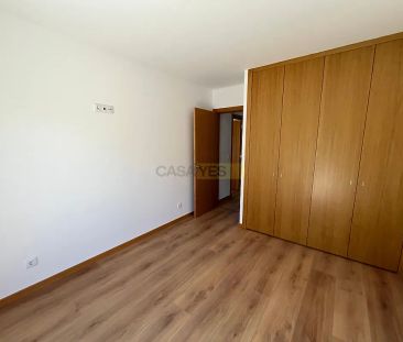 Apartment T2 in Odivelas, Odivelas - Photo 1