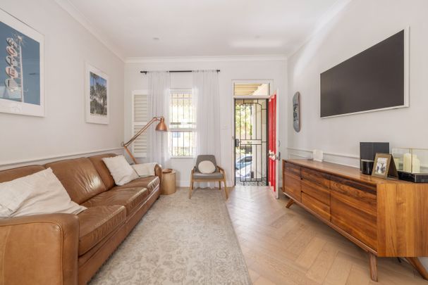 38 Brougham Street, Potts Point NSW 2011 - Terrace For Rent | Domain - Photo 1
