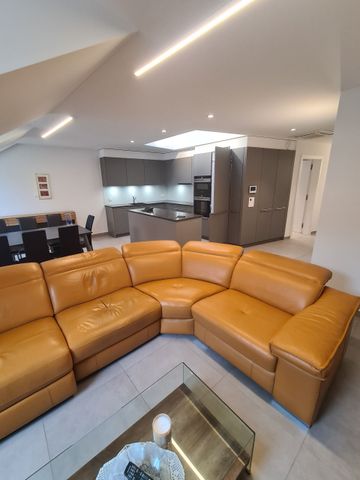 3.5-room penthouse apartment “rare object” - Photo 2