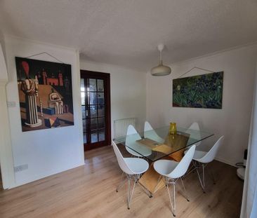 3 bedroom terraced house to rent - Photo 4