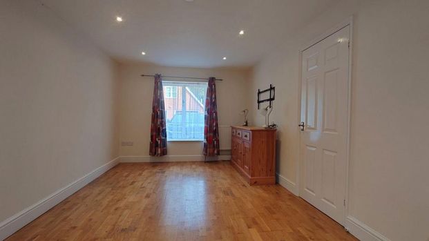 1 bedroom bungalow to rent - Photo 1