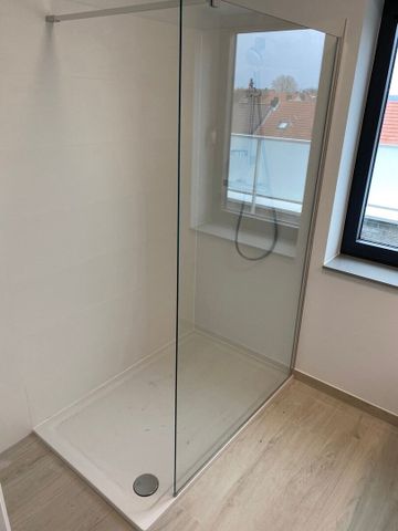 NIEUWBOUW Penthouse op de 3de verdieping, met terras aan de voor- en achterkant. - Foto 3