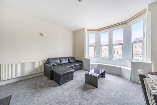 5 bedroom maisonette to rent - Photo 1