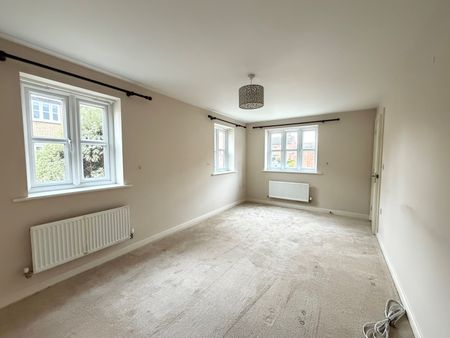 Kempton Drive, Oakham, Barleythorpe - Photo 4