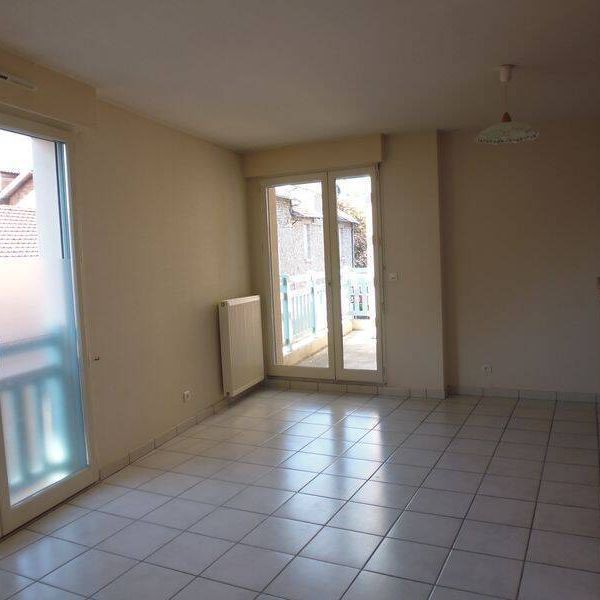 Location appartement t1 bis 2 pièces 44 m² à Villefranche-de-Rouergue (12200) - Photo 1