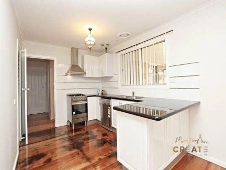 1/168 Hilma Street, Sunshine West VIC 3020 - Photo 3