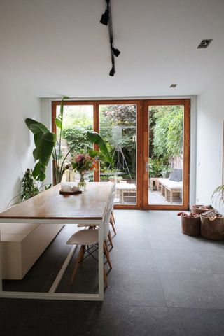 Woning met twee slaapkamers en terras dichtbij Gent-Sint-Pieters - Photo 5