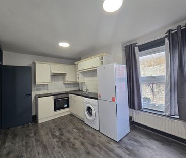 Lower Clapton Road, Hackney, London E5 - Photo 4