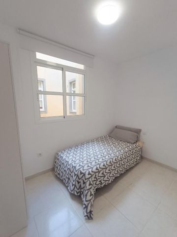 Piso de alquiler en Calle Santa Isabel, 10, Cabo Blanco - Photo 3