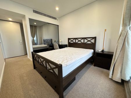 [Fully Furnished] North Facing, Beautiful ChiC Three Bedroom Apartment In Zetland - Photo 5
