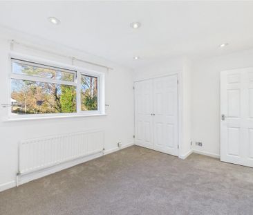 5 bedroom detached house to rent - Photo 2