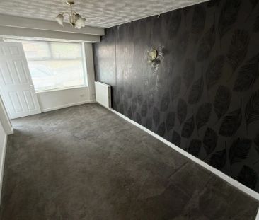 Macmillan Close - Photo 1