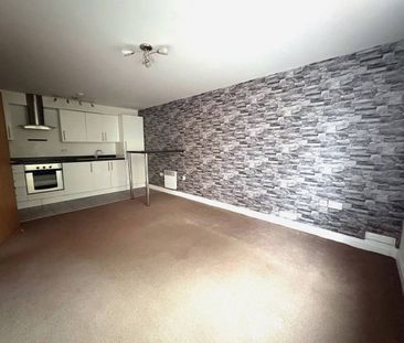 6 Royal Court, Hindley, , UK - Photo 2