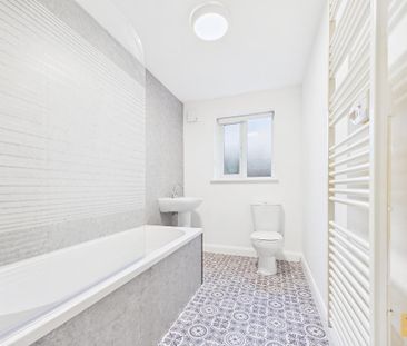 2 bedroom flat to rent - Photo 6