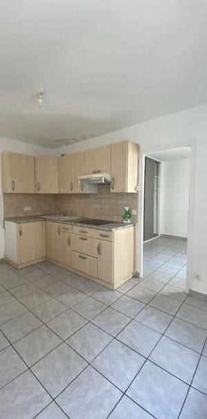 Location Appartement 2 pièces 23m² - Photo 2