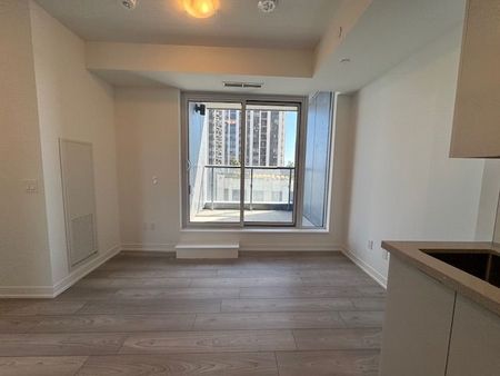 For Lease - 10 Abeja Street Unit# #718, Vaughan, Ontario - Photo 3