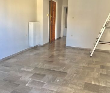 Διαμέρισμα για ενοικίαση Αμφιθέα (Παλαιό Φάληρο) - Photo 4