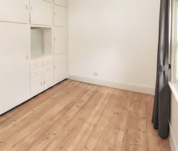 45 Charles Street, Glen Iris VIC 3146 - House For Rent | Domain - Photo 4