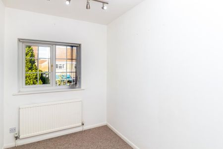 3 bedroom bungalow to rent - Photo 4