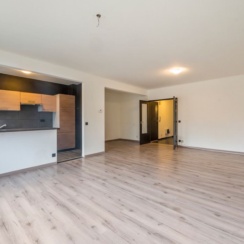 Appartement met 2 slaapkamers en terras te huur in Deurne - Photo 1
