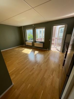 Alva Myrdals Gata, Hägersten - Foto 1