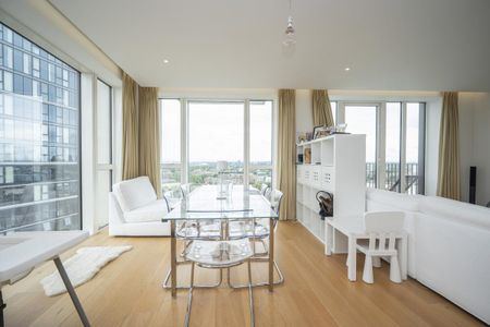 3 bedroom flat in 150 Vaughan Way - Photo 5