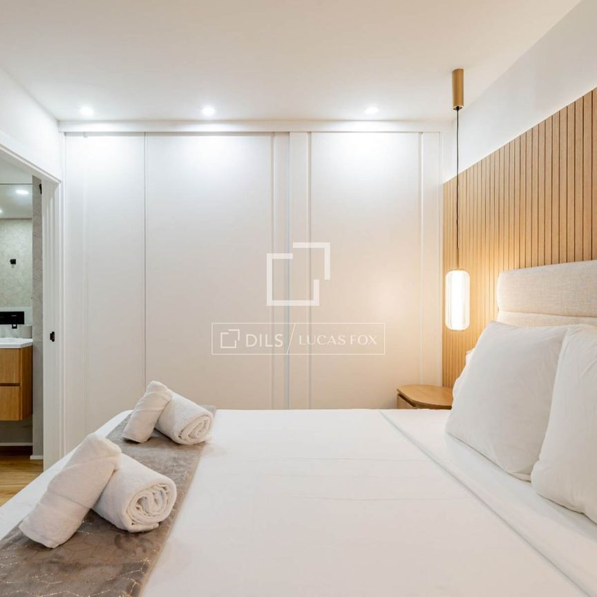 Excellent 2 Bedroom apartment for rent in Recoletos, Madrid - Photo 1