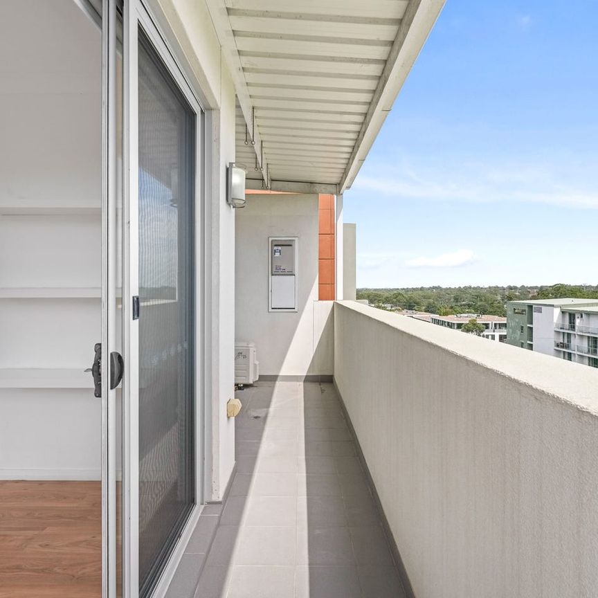 Top Floor Apartment in a Convenient Location - Photo 1