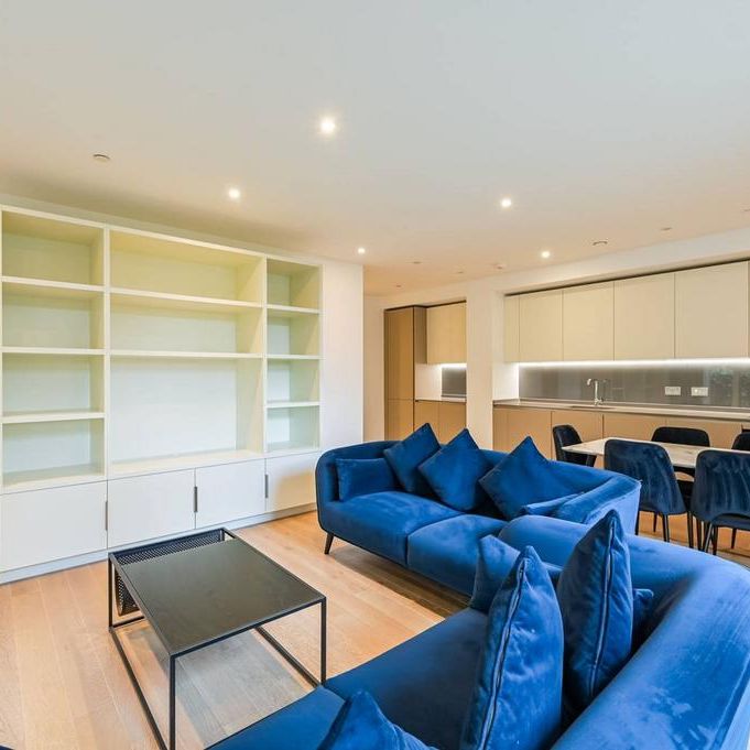 4 bedroom flat to rent - Photo 1