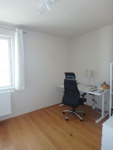 Gemütliche 2,5 -Zimmer Wohnung in Krems-Zentrum - Photo 3