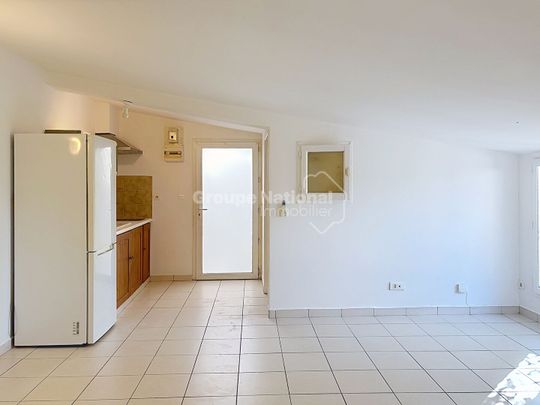 Studio sur Berre L'étang en campagne, - Photo 1