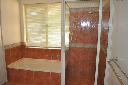 4 Grosvenor Close - Photo 4