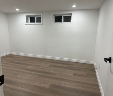 For Lease - 240 Parkview Hill Crescent Unit# #bsmt, Toronto, Ontario - Photo 4